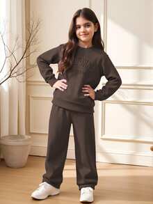 SHEIN Tween Girls 2 Piece Sweatshirt Jogger Set, California Graphic, Crew Neck Long Sleeve Fleece Lined Outfit For School, Sports, Party, Fall/Winter - Coffee Brown - View 4