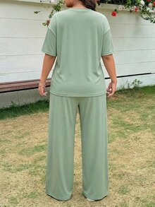 SHEIN EZwear 薄荷绿加大码宽松圆领短袖两件套，春夏款 - 薄荷綠 - 查看 2