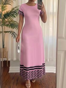 SHEIN Lady Plus Size Women's Geometric Print Round Neck Short Sleeve Casual Elegant Dress Brunch Party Pink Summer - Pink - View 5