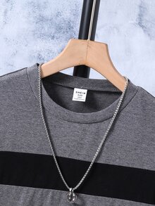 SHEIN Vacaura 青少年男孩休閒運動圓領撞色針織T恤，灰色輕量透氣男孩校服上衣，秋冬款 - 灰色 - 查看 4