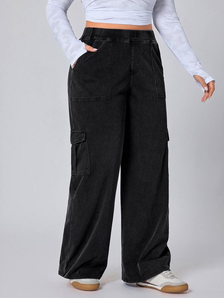 Flexra Plus Size Women's Cargo Pocket Wide Leg Loose Casual Jeans - Black - View 6