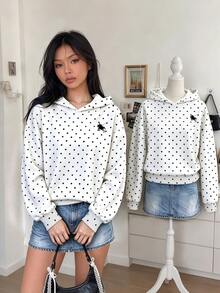SHEIN 青少年女孩甜美復古寬鬆保守學院風休閒白色與黑色波點印花抓絨內裡衛衣 秋季/套裝 運動校園 - 彩色 - 查看 1