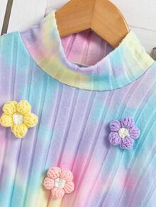 女童彩虹紮染 2 件套 T-shirt 套裝 3D 花朵貼花羅紋針織小高領上衣與喇叭褲套裝 - 彩色 - 查看 6
