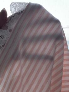SHEIN Áo thun tay dài cổ Henley kẻ sọc hồng trắng, cài nửa nút, 2 trong 1, gấu ren, dáng ôm, dáng ngắn, mặc trong, cho xuân thu - Hồng - Xem 5