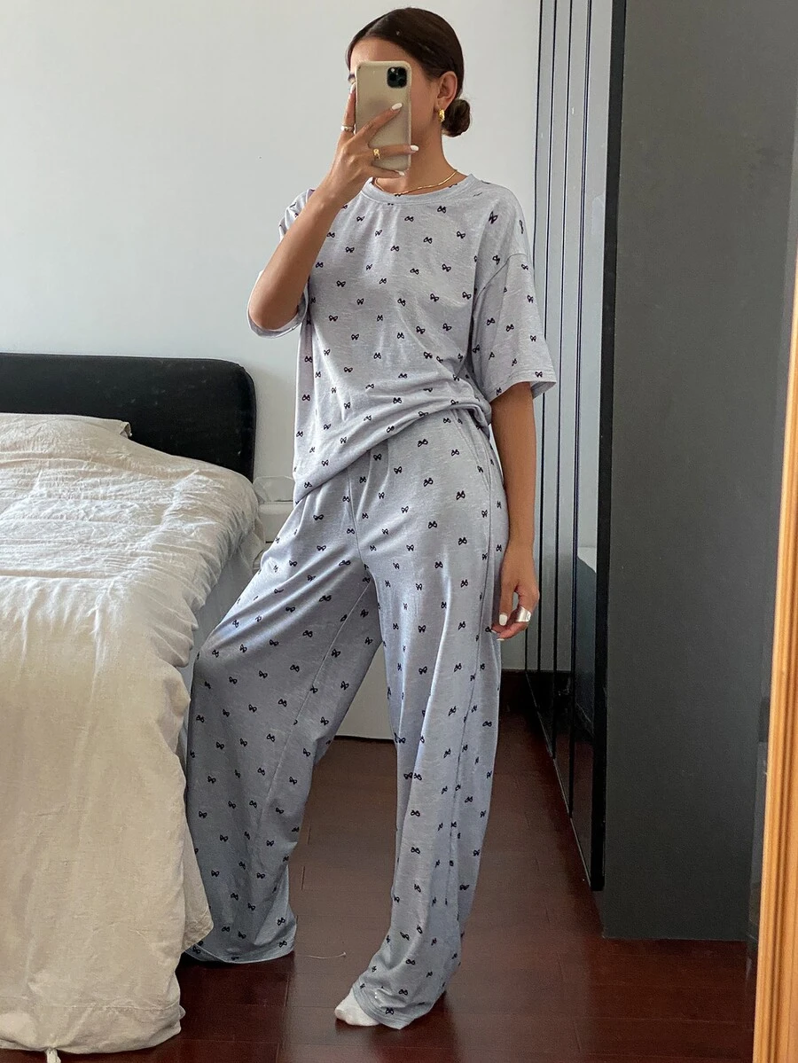 Livesso Conjunto de pijama informal con parte superior estampada con lazo y pantalón - Gris - Ver 1