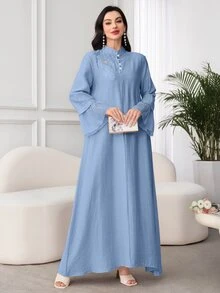 Mulvari 阿拉伯风格宽松长袖女式连衣裙，带补丁，立领，网眼嵌件 - 藍色 - 查看 7