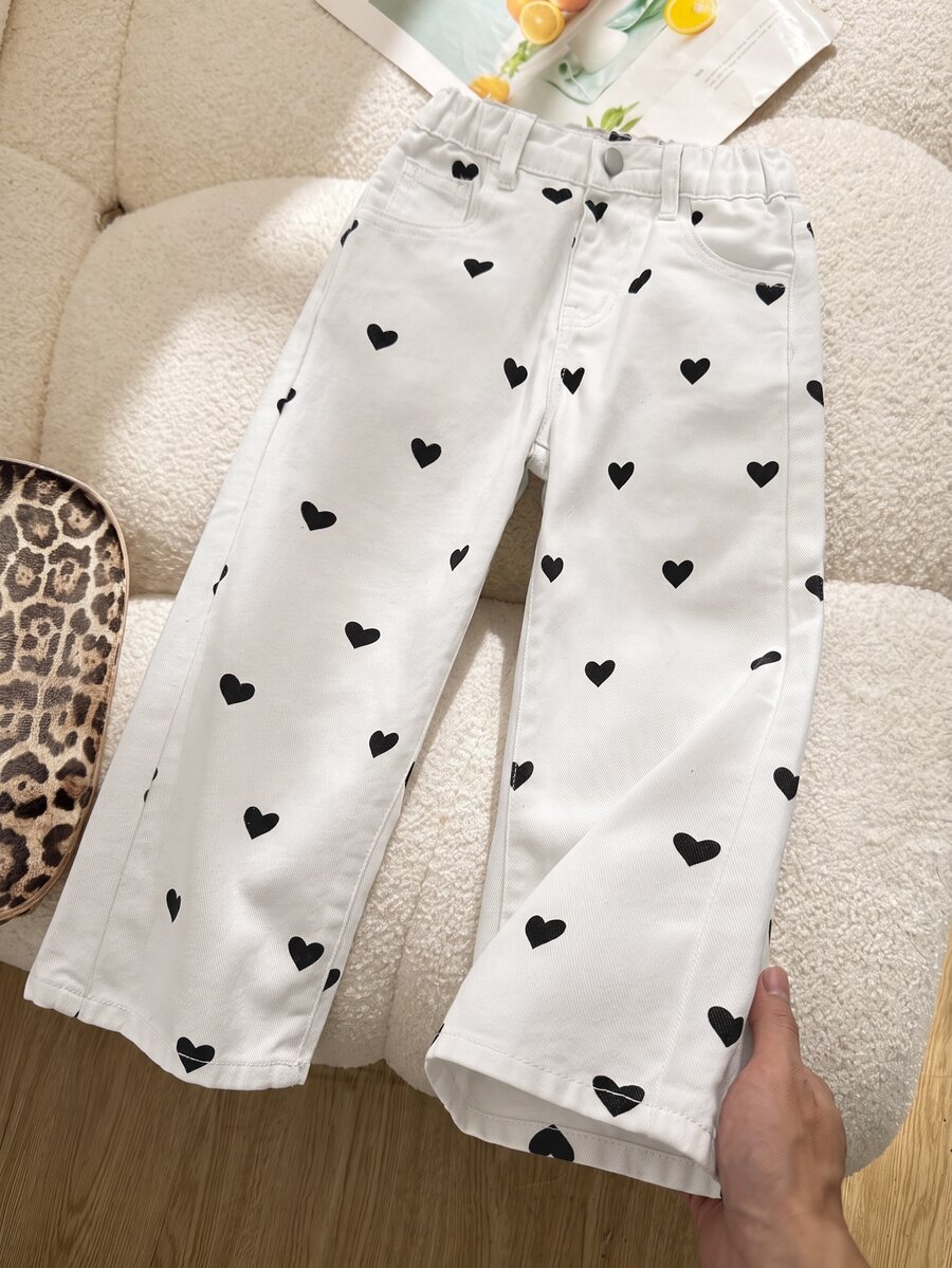 SHEIN 女童乳白色愛心印花寬腿牛仔褲,寬鬆直筒版型,100%棉丹寧,修身顯瘦,休閒牛仔風,適合校園與秋季穿搭 - 白色 - 查看 1