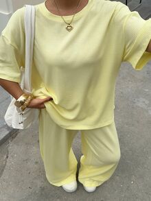 Muchica 大尺碼女款純色圓領短袖T恤與休閒工裝優雅寬鬆長褲2件套居家度假軟黃色夏季 - 鵝黃色 - 查看 6