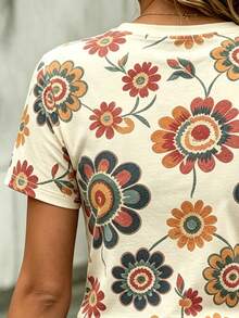 EMERY ROSE Women's Regular Fit T-Shirt, All-Over Floral Print Pattern, Mature Boho Style, Summer Outing Top, Casual Versatile, Daily Wear, Travel Vacation Beige - Multicolor - View 5