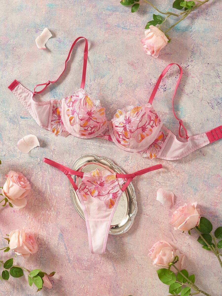 Elorette Women's Floral Embroidered Fashionable Comfortable Lingerie Set - Pink - View 1