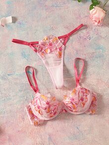 Elorette Women's Floral Embroidered Fashionable Comfortable Lingerie Set - Pink - View 4