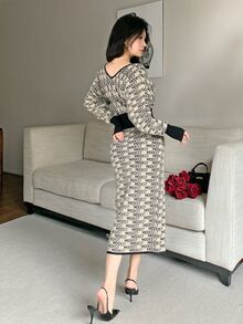 Feyla Women's Letter Pattern V-Neck Batwing Long Sleeve Fitted Elegant Knit Dress - Multicolor - View 7