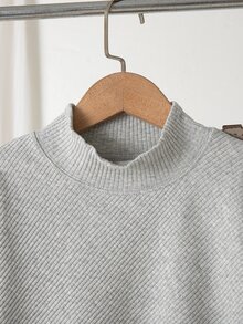 SHEIN 女童春秋冬季休閒 T 恤套裝，設計感不對稱套頭高領針織羅紋布料純灰色長袖 T 恤上衣搭配灰色休閒喇叭褲，2 件套，適合春秋冬季返校季，優雅淑女風高端日常校園出遊旅行聚會穿搭 - 灰色 - 查看 9