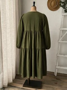 Rusticease 大尺碼橄欖綠紋理荷葉邊圓領超長袖洋裝，優雅膠囊系列休閒束腰設計，適合海灘度假、派對與秋季穿搭 - 軍綠色 - 查看 2