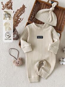 SHEIN Jumpsuit Bayi Baru Lahir dengan Topi, Set Baju Bayi Rajut Bergaris Lengan Panjang, Motif Huruf Lucu, Lembut dan Bernapas, Pakaian Bayi Netral Gender untuk Musim Gugur dan Musim Dingin, Terbuat dari Katun. - Krem - View 1