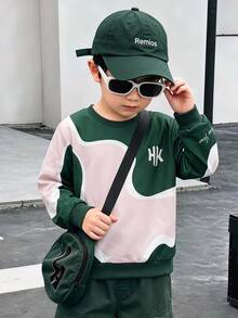 SHEIN Young Boy Letter Graphic Patchwork Casual Daily Long Sleeve Sweatshirt - Green - View 2