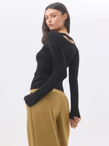 KÆRIA Hus Reversible Boat Neck Cutout Back Long Sleeve Knit Top - Fine Wool Blend - Black - Minimalist, Layering,Layering, Modern, Sexy - Black - View 2