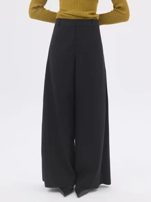KÆRIA Hus High Waist Deep Pleat Wide Leg Trousers - Fluid Tailoring - Black - Tailored, Office, Modern - Black - View 2