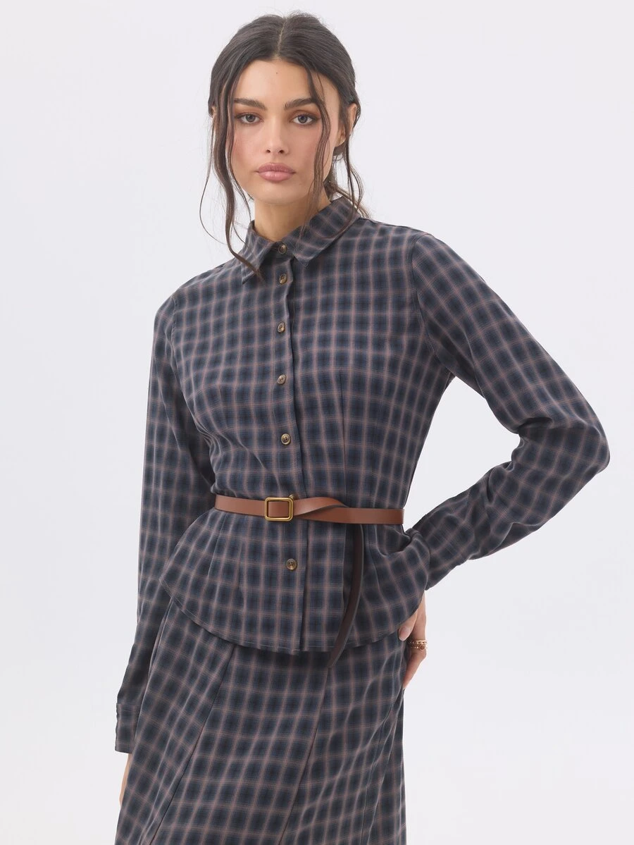 KÆRIA Hus Tailored Waist Check Shirt - Refined Stretch Woven - Navy Brown Check - Polished