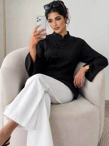 Solavon بلوزة نسائية بلون موحد بتصميم صيني جديد عصري بسيط - الأسود - مشاهدة 9