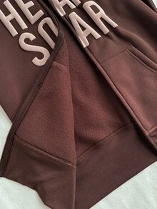 Attitoon 休閒街頭風極簡風格棕色與粉色泡棉字母圖案修身女款衛衣，適合秋季/校園日常穿搭 - 棕色 - 查看 5