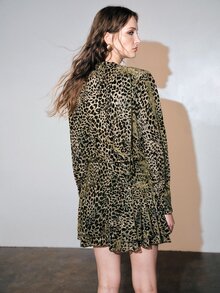 MOTF PREMIUM Velvet Jacquard Deep V-Neck Short Long Sleeve Dress, Autumn/Winter - Olive Green - View 2