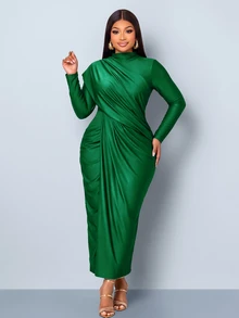 SOLERSUN Plus Size Women's Solid Color Ruched Elegant Waist-Cinching Party Dress Fall - Green - View 5