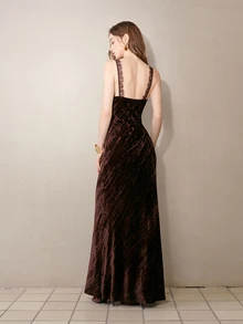 MOTF PREMIUM LAZY STYLE PLEATED VELVET & CONTRAST LACE SPAGHETTI STRAP DRESS - Dark Brown - View 7