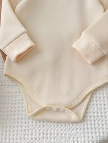 SHEIN 6pcs Toddler Baby Boy Bodysuit Sweatshirt Pants Preppy Khaki Grey Leather Patch Ribbed Long Sleeve Round Neck Regular Holiday Fall Christmas Baggy Solid - Brown - View 5