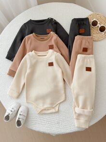 SHEIN 6pcs Toddler Baby Boy Bodysuit Sweatshirt Pants Preppy Khaki Grey Leather Patch Ribbed Long Sleeve Round Neck Regular Holiday Fall Christmas Baggy Solid - Brown - View 9