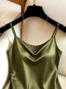 SHEIN 女款優雅性感對比蕾絲休閒緞面細肩帶上衣 橄欖綠 夏季 外出約會穿搭 - 橄欖綠 - 查看 5