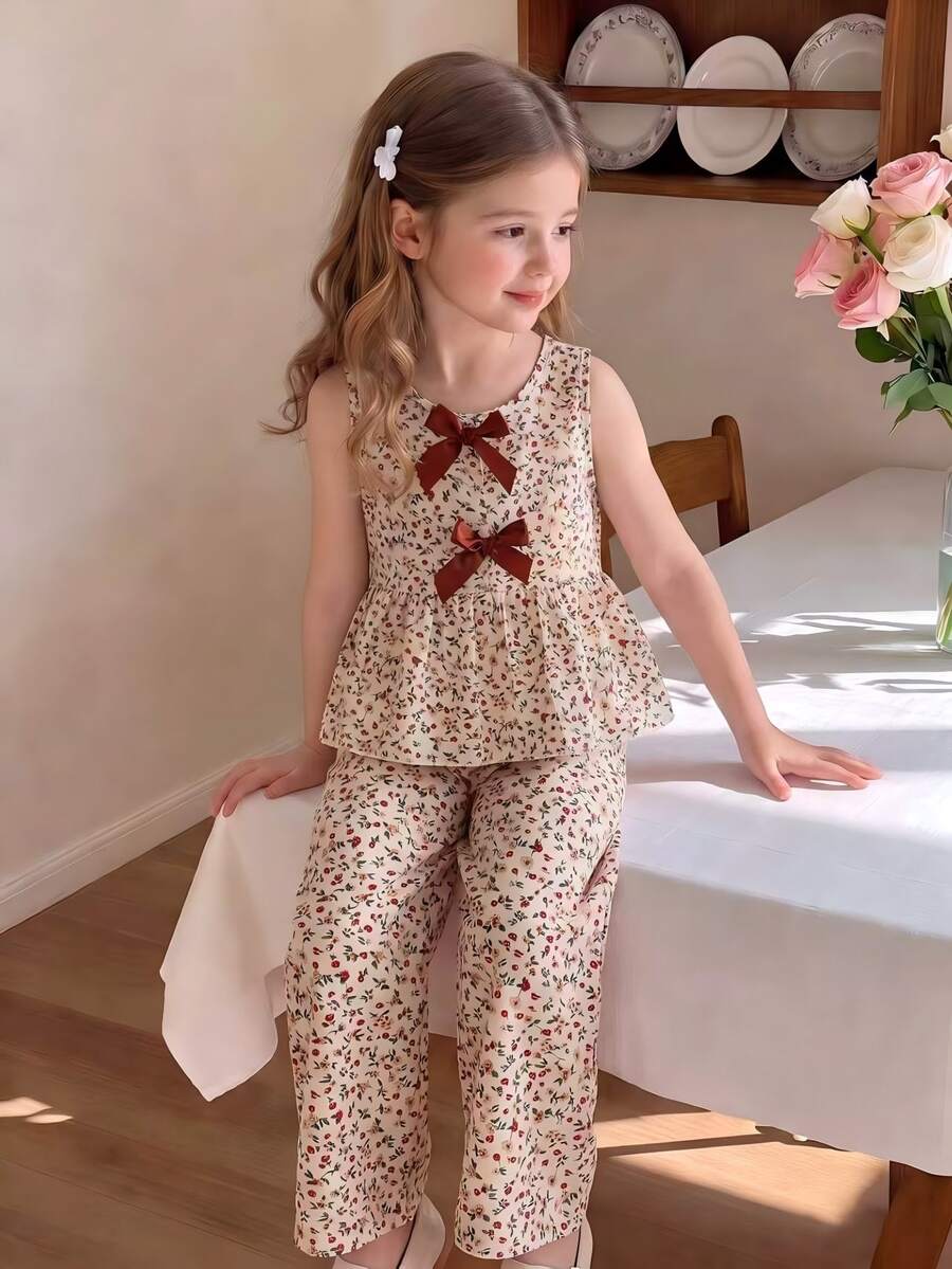 SHEIN Cute Young Girls Apricot Round Neck Sleeveless Floral Print Tank Top With Ruffle Hem And Regular Length Co-Ords