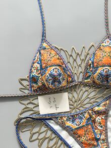 SHEIN Swim 2026春夏甜辣复古印花三角比基尼上衣，系带性感别致分体泳衣，适合小胸身材 - 彩色 - 查看 5
