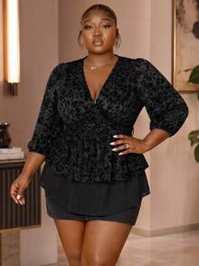 CurvyTilda 大码女式豹纹深V领灯笼袖性感时尚上衣 - 黑色 - 查看 1