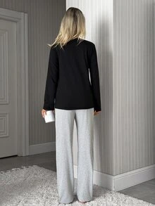 SHEIN طقم بيجامة نسائي مقاس كبير بتوب أكمام طويلة بطبعة قلب وبنطلون طويل بنقشة كاروهات - أبيض وأسود - مشاهدة 2
