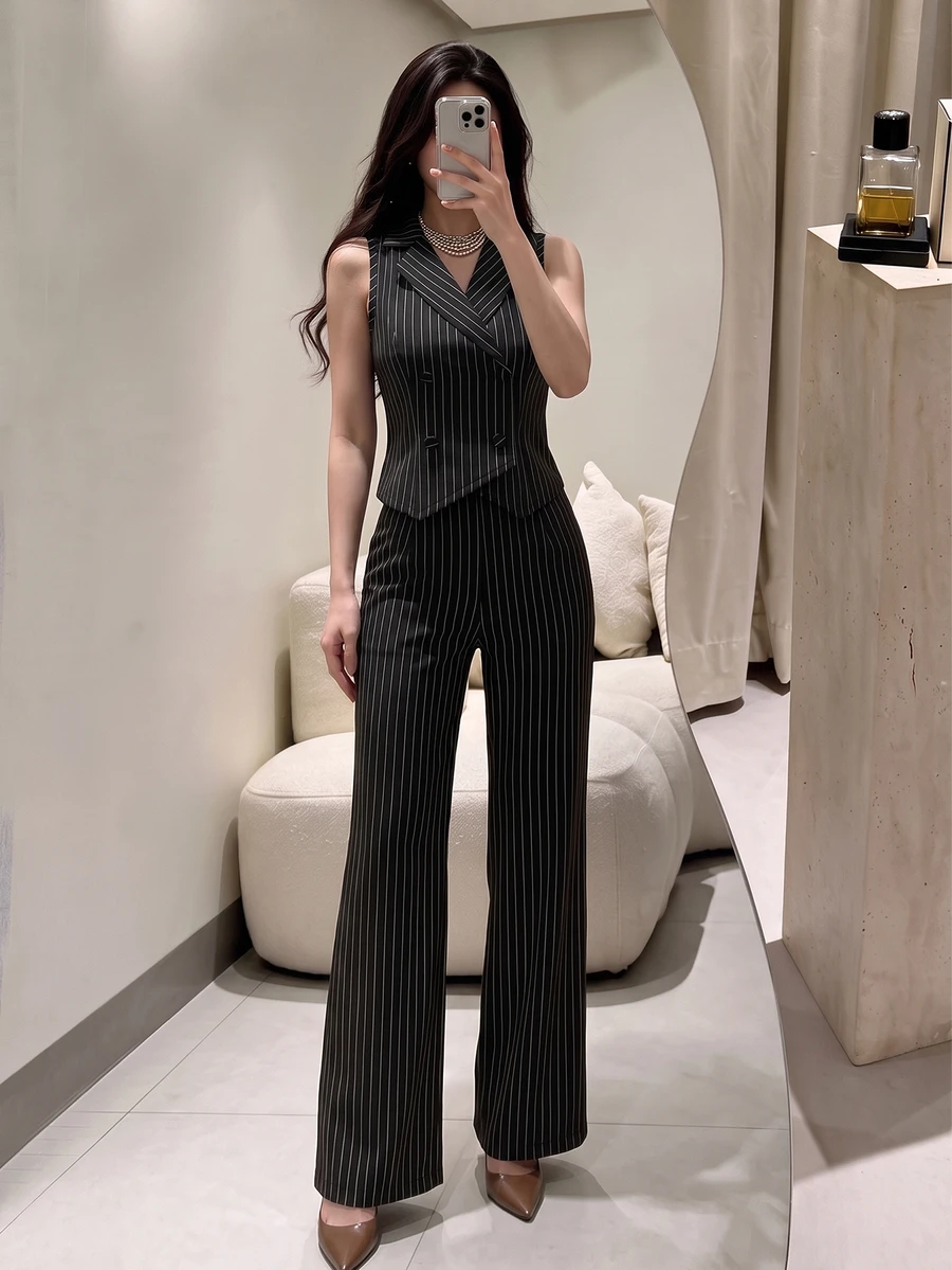 Seusyu 女款春夏時尚通勤黑白直條紋西裝背心寬腿褲套裝,翻領無袖雙排扣幹練職場穿搭 - 黑色 - 查看 1