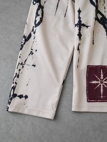 ROMWE MEN Áo thun nam cổ chữ V tay dài họa tiết xích và móng vuốt phong cách gothic tối màu - Màu Khaki - Xem 6