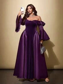 Viva Relle Plus Size Off-Shoulder Patchwork Velvet Satin Bell Sleeve Full Skirt Maxi Dress - Purple - View 2