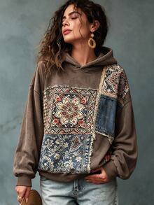 Resyla Women's Casual Vacation Style Patchwork Floral Pattern Drop Shoulder Loose Hooded Sweatshirt - Multicolor - View 1