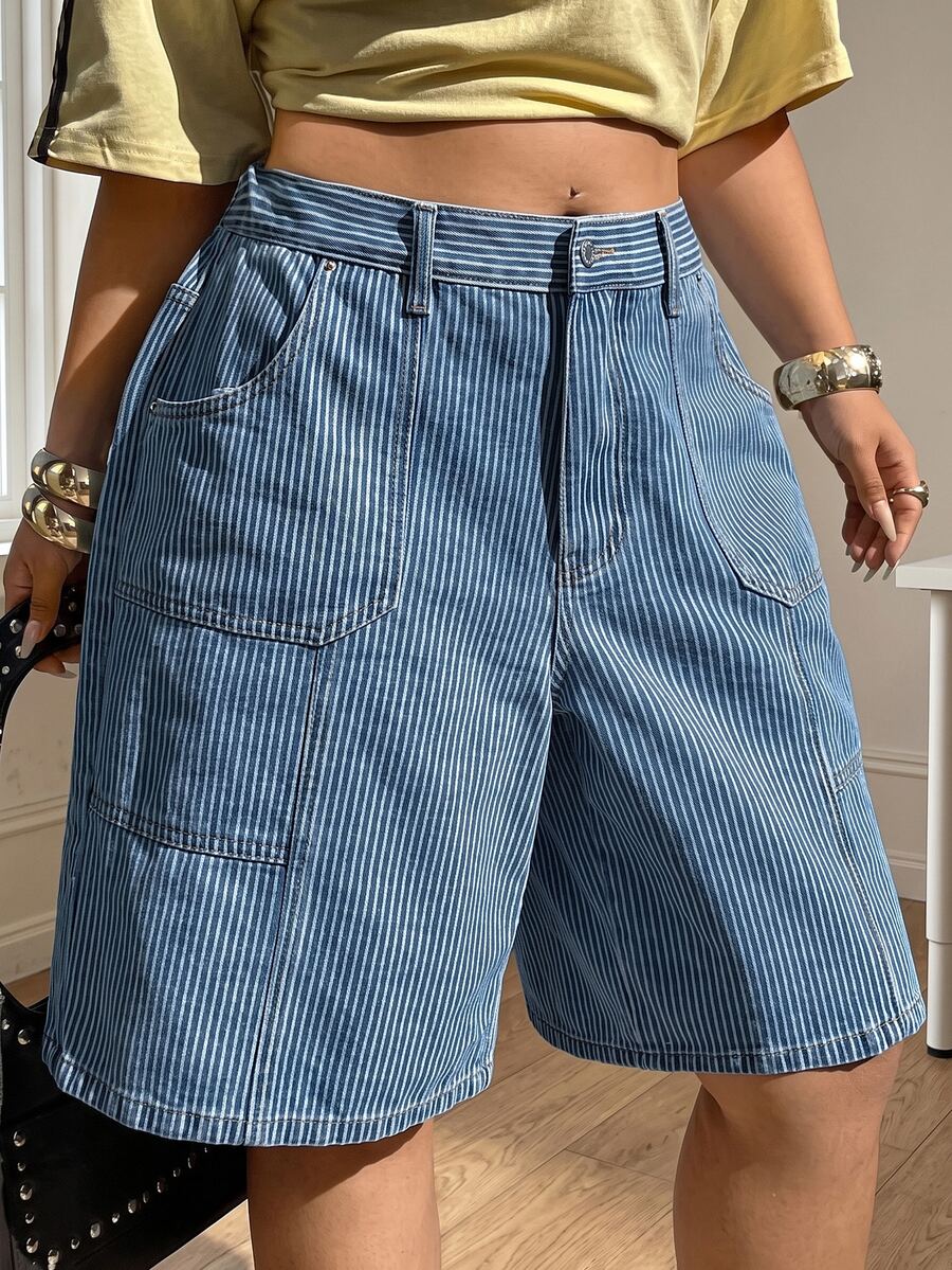 Rivivi Plus Size Women Y2K Striped Print Denim Shorts - Blue and White - View 1
