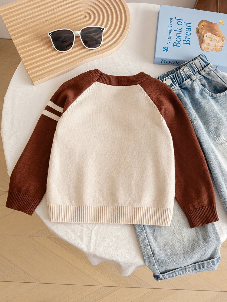 4-7 Years Old Boys Autumn/Winter Round Neck Sweater, Coffee & Beige Colorblock Raglan Sleeve, Smiling Face Jacquard Striped Sleeve, Pullover Knit Top, Casual Sweater - Brown - View 2