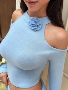 MainGRL Women's Light Blue 3D Floral Off-Shoulder Top And Shorts Knit Slim Fit Versatile Sweet And Spicy Set Date Sexy Cute - Blue - View 5