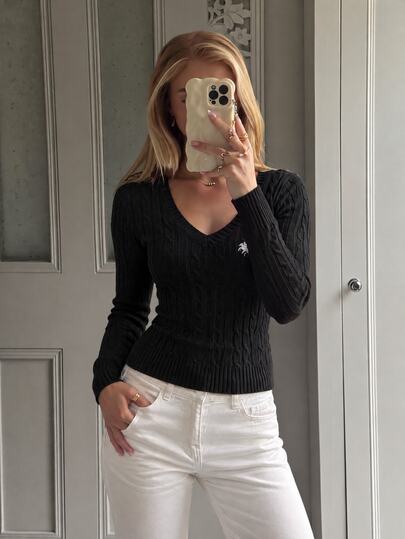 CovetEZ Women's Knight Pattern V-Neck Long Sleeve Slim Fit Sweater