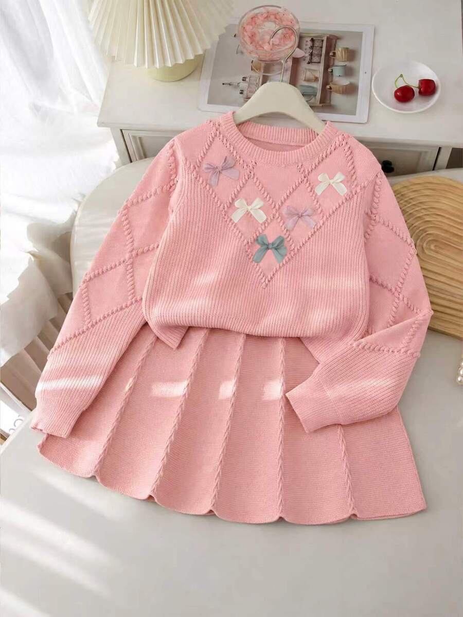 SHEIN 青少年女孩 2 件組針織套裝,可愛 3D 蝴蝶結毛衣搭配百褶裙,甜美優雅,冬季款 - 粉色 - 查看 1