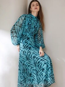 Aveloria Modichic 女款 A 字高腰雪紡高領百褶長袖泡泡袖優雅復古青色虎紋動物印花中長洋裝，適合早午餐、茶會、秋季 - 彩色 - 查看 4