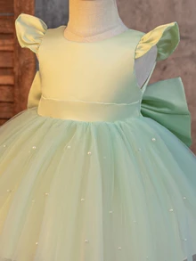 SHEIN Glamorique Kids 女嬰淺綠色夏季可愛婚禮花童生日公主禮服，緞面荷葉袖、珍珠網紗下擺、V領露背大蝴蝶結正式派對長裙 - 綠色 - 查看 6