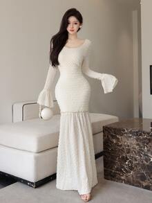 Seusyu 女士 U 领喇叭袖拼接美人鱼下摆紧身优雅约会连衣裙 - 杏色 - 查看 4