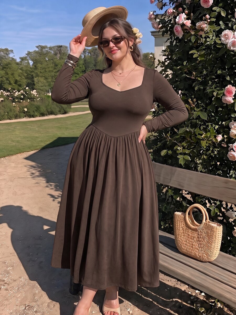SHEIN MOD فستان بني طويل أنيق للنساء بمقاس كبير، أكمام طويلة وياقة مربعة، طول متوسط، تصميم خصر مجعد، مناسب للحفلات والفعاليات وحفلات الكوكتيل. - بني - مشاهدة 1