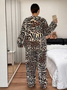 Napfluff CURVE Napfluff CURVE Women's Autumn/Winter Leopard & Zebra Print Patchwork Animal Pattern Flannel Pajama Set, Round Neck Long Sleeve Loose Plus Size Fuzzy Loungewear - Multicolor - View 3