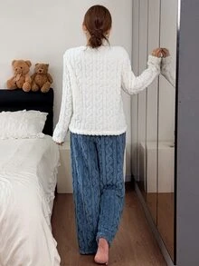Napfluff 2-Piece Fluffy Fleece Pajama Set With Star Embroidery Pattern, Warm And Elegant Details, Autumn And Winter Clothing - Multicolor - View 2